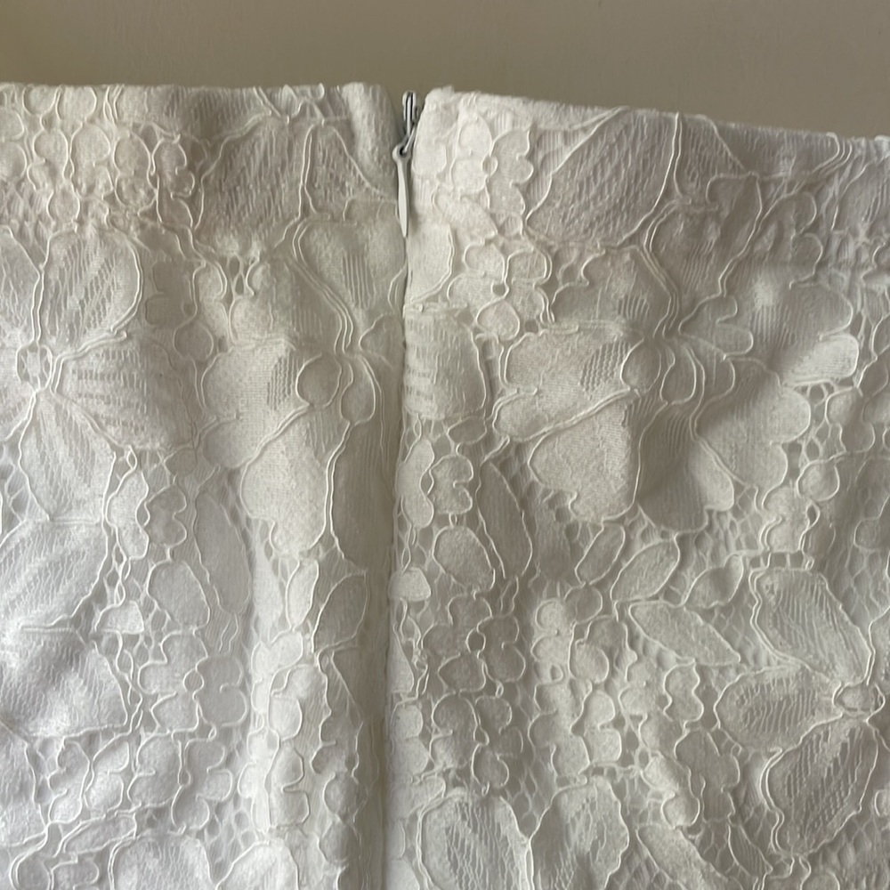 Edikted White Lace Mini Skirt - Picture 4 of 5